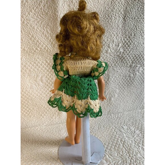 Vintage Shirley Temple Doll with Green & Ivory hand crocheted dress - Picture 4 of 11